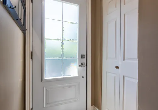 Maison à vendre - 278 Rue de la Butineuse, Laval (Vimont), H7K 1L7
