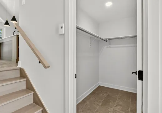 Maison à vendre - 576 Rue des Générations, Saint-Colomban, J5K 0R5