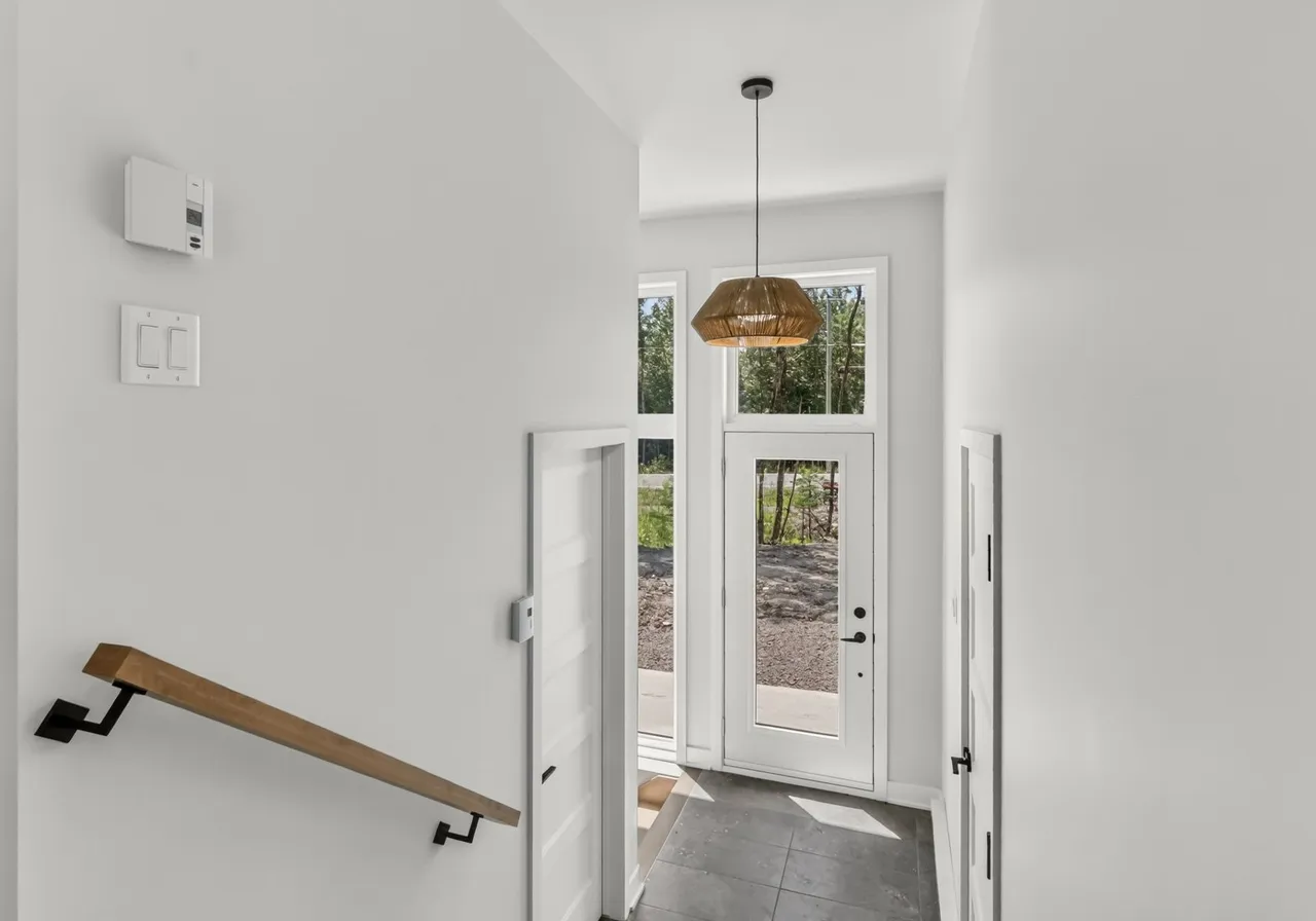 576 Rue des Générations — photo 3