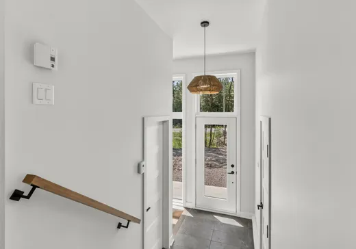 Maison à vendre - 576 Rue des Générations, Saint-Colomban, J5K 0R5