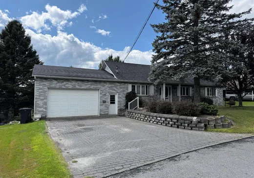 House for sale - 3859 Rue Leclerc, Lac-Mégantic, G6B 1M2