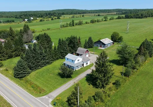 Un étage et demi à vendre - 473 2e Rang, Sherbrooke, J1C0A9