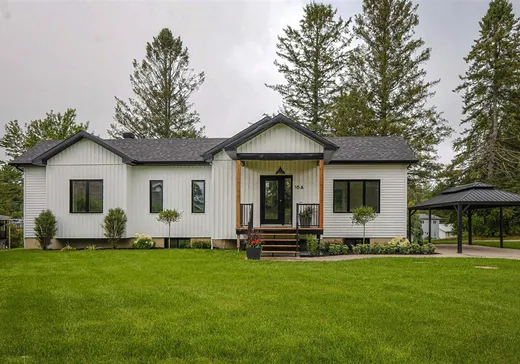 Bungalow for sale - 16-A Rue Houle, Saint-Christophe-D'Arthabaska, G6S0G4