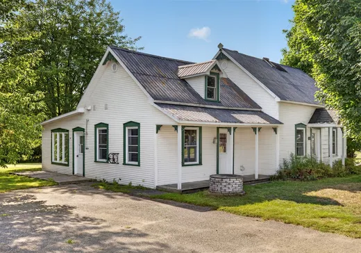 Maison à étages à vendre - 181 10e Rang, Lefebvre, J0H2C0