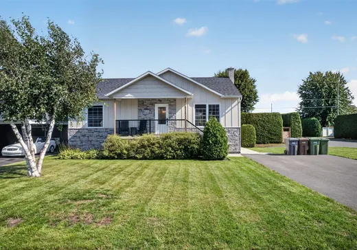 Bungalow à vendre - 8036 8e Allée, Drummondville, J2A2J5