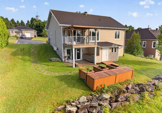 Maison à vendre - 1009 Rue du Faubourg, Chesterville, G0P 1J0