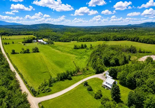 Two or more stories for sale - 23-43 Ch. Brandy, Lac-Brome, J0E1R0