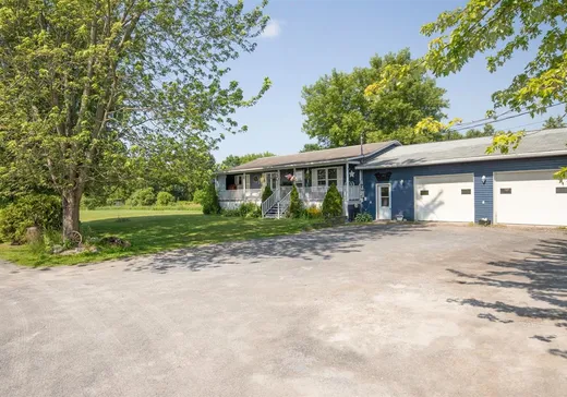 House for sale - 16 Rue Depot, Stanbridge East, J0J 2H0