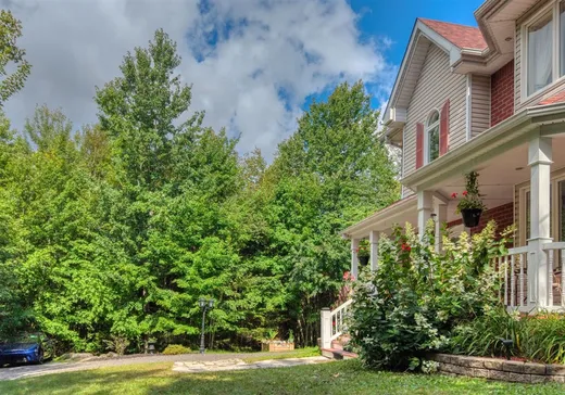 House for sale - 70 Ch. des Pins, Ste-Anne-Des-Lacs, J0R 1B0