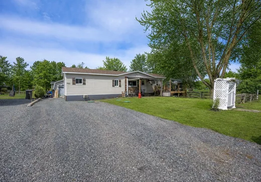 Mobile Home for sale - 249 16e avenue du Lac, Daveluyville, G0Z1C0