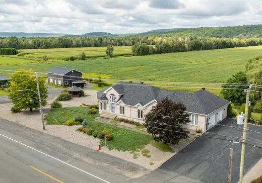 Maison à vendre - 5000 Ch. de Ste-Flore, Grand-Mere, G9T 1A8