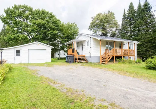 Bungalow à vendre - 650 Ch. Juneau, Shawinigan, G9R1L6