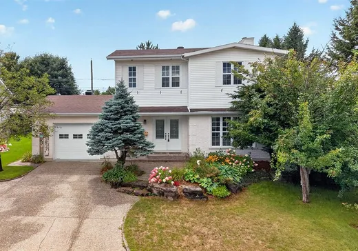 Two or more stories for sale - 1751 Av. Boulanger, Plessisville, G6L3M1