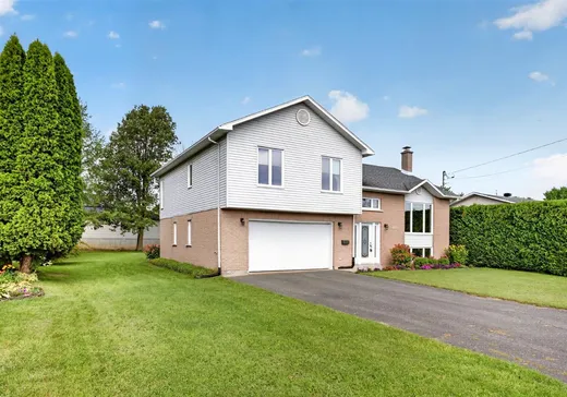 House for sale - 3725 Rue St-Joseph, St-Cyrille-De-Wendover, J1Z 1G8