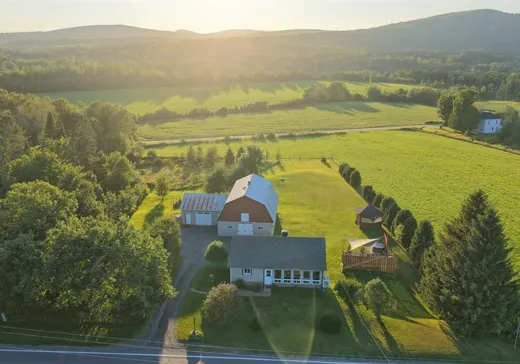 Maison à étages à vendre - 875 Route 147 S., Dixville, J0B1P0