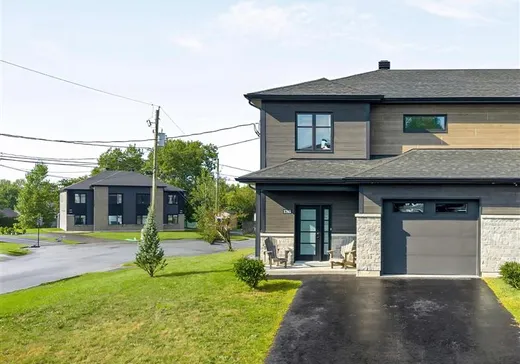 Maison à étages à vendre - 1765 Rue André-Collard, Rock Forest, J1N0W3