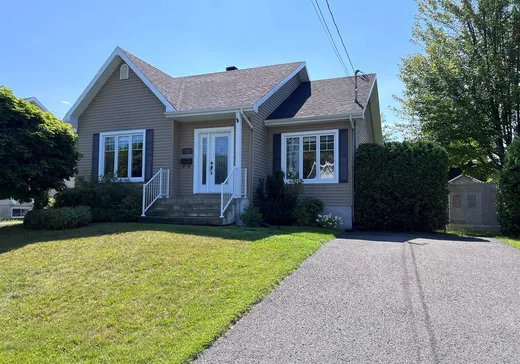 Bungalow for sale - 22 Rue des Geais-Bleus, Victoriaville, G6T2K1