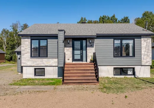 Bungalow à vendre - 702 Rue des Marronniers, Saint-Alexandre-de-Kamouraska, G0L2G0