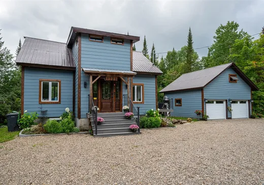 House for sale - 1730 Ch. du 9e-Rang, Ste-Lucie, J0T 2J0