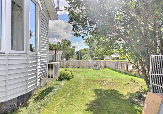 Maison à vendre - 1053 10e Rue O., Dégelis, G5T 2B5