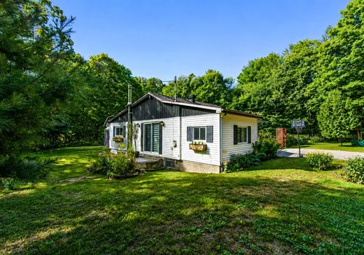 Maison à vendre - 203 Mtée Brisebois, Saint-Colomban, J5K 2S1