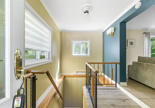 Maison à vendre - 203 Mtée Brisebois, Saint-Colomban, J5K 2S1