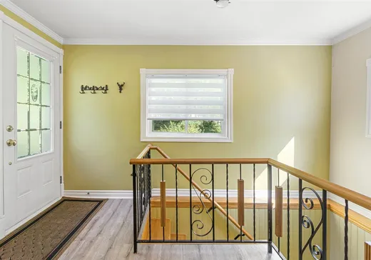 Maison à vendre - 203 Mtée Brisebois, Saint-Colomban, J5K 2S1