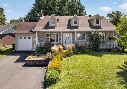 Bungalow à vendre - 870 Rue Godbout, Drummondville, J2C5C9