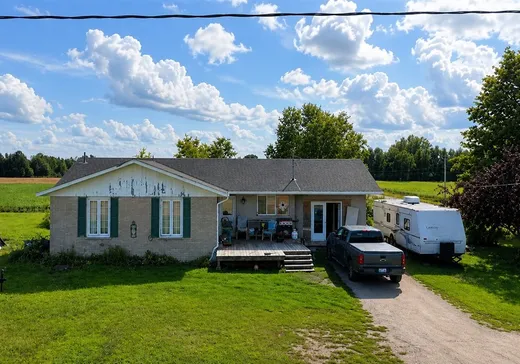 Bungalow à vendre - 21 Ch. Hodgins, Shawville, J0X2Y0