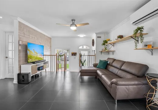 Maison à vendre - 204 Rue des Peupliers, Saint-Jean-sur-Richelieu, J2W 2E3