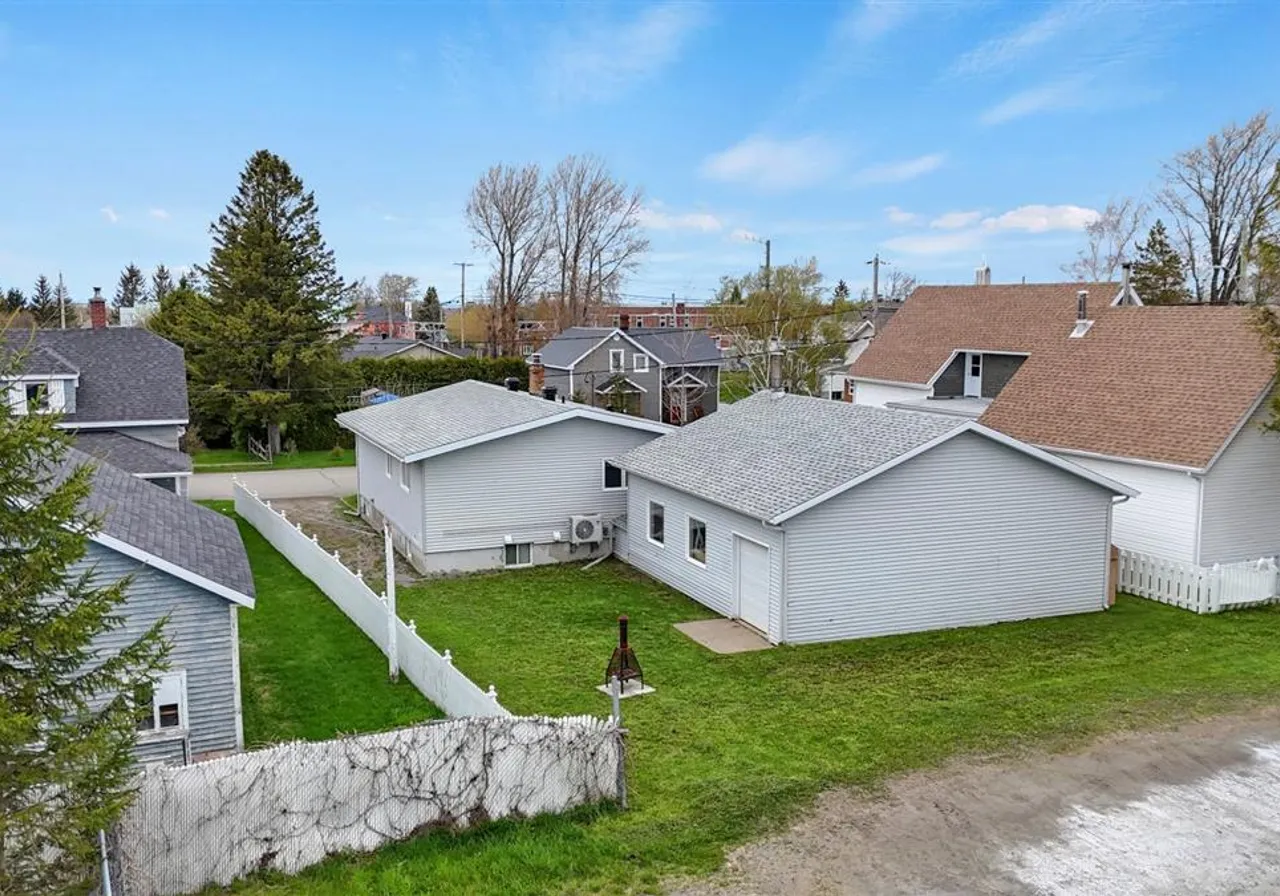 41 Rue St-Philippe — photo 3