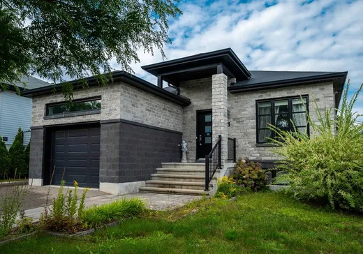 Bungalow à vendre - 15 Rue Delisle, Saint-Jérôme, J7Y0L4