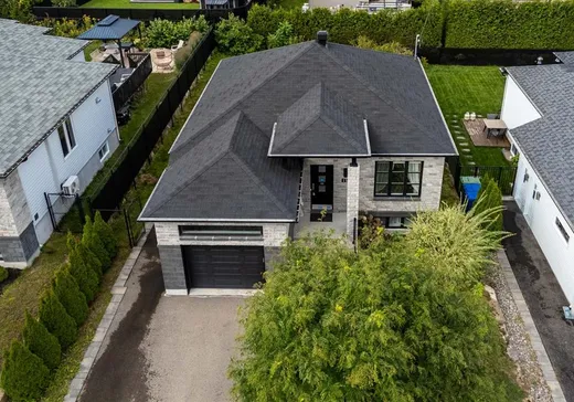 Maison à vendre - 15 Rue Delisle, Saint-Jérôme, J7Y 0L4