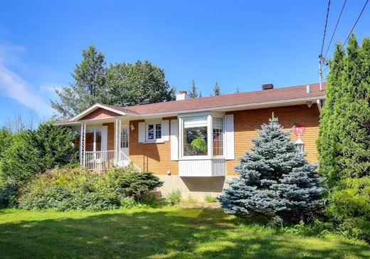 Fermette à vendre - 99 Boul. Ste-Marguerite, Mercier, J6R 2L1