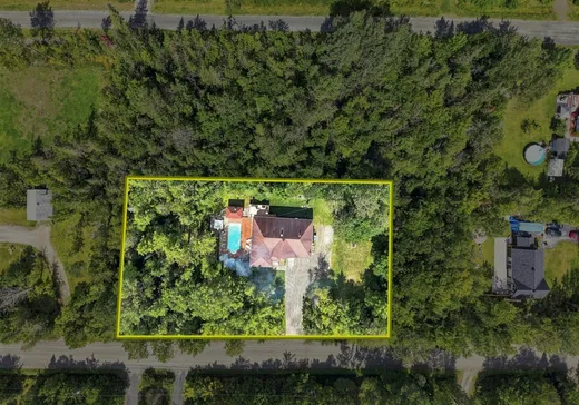 Maison à vendre - 475 Rue Karl, Orford, J1X 0C4