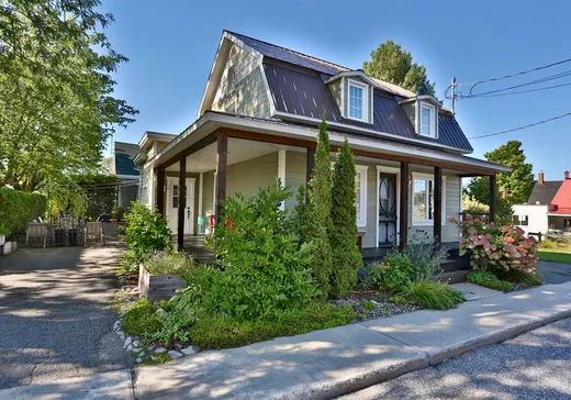 House for sale - 1453 Rue St-André, Acton Vale, J0H 1A0