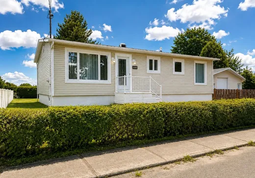 Bungalow à vendre - 1200 110e Avenue, Shawinigan-Sud, G9P1X3
