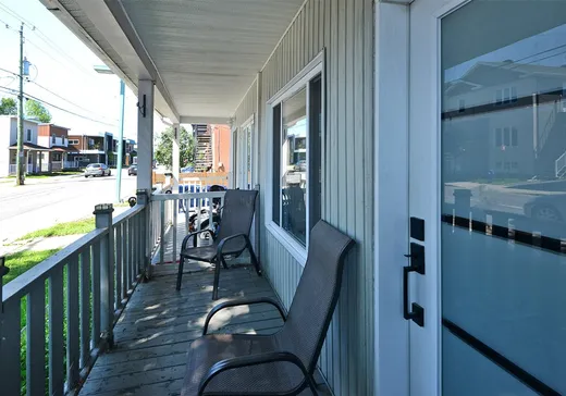 Maison à vendre - 216 Rue Grande-Île, Salaberry-de-Valleyfield, J6S 3N2