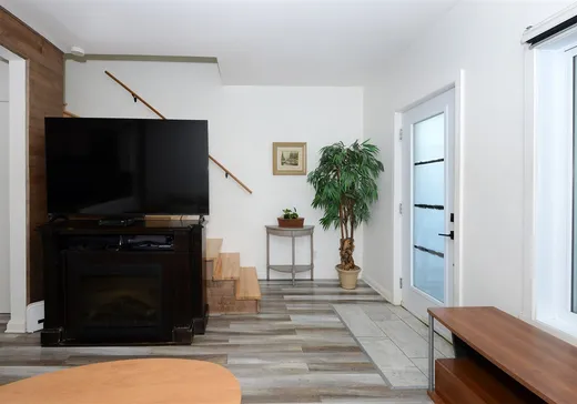 Maison à vendre - 216 Rue Grande-Île, Salaberry-de-Valleyfield, J6S 3N2