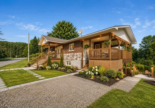 Bungalow for sale - 541 Rue des Aulnes, Namur, J0V1N0