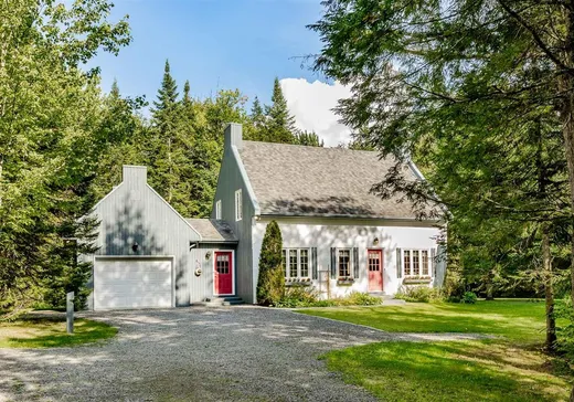 Maison à étages à vendre - 1375 Rue Channell, Magog, J1X5R9