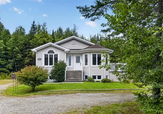 Bungalow for sale - 3740 Rue College, Sherbrooke, J1M0B8