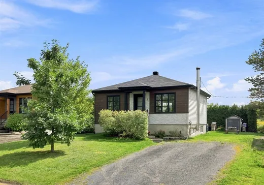 Bungalow for sale - 5 Rue Olivier-St-Pierre, Sherbrooke, J1C0E8