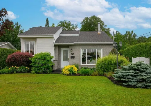 Paliers multiples à vendre - 3001 Rue des Émeraudes, Sherbrooke, J1G4Z1