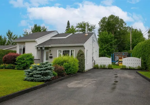 Maison à vendre - 3001 Rue des Émeraudes, Sherbrooke, J1G 4Z1