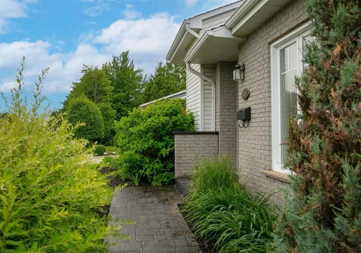Maison à vendre - 3001 Rue des Émeraudes, Sherbrooke, J1G 4Z1