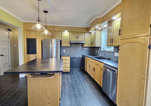 Maison à vendre - 640 Rue Laurier, Asbestos, J1T 2J3