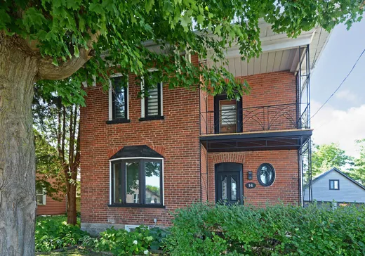 Maison à vendre - 16-18A Rue Bridge, Ormstown, J0S 1K0