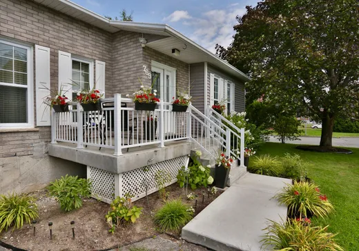 Maison à vendre - 769 Rue Loiselle, Granby, J2G 9G4