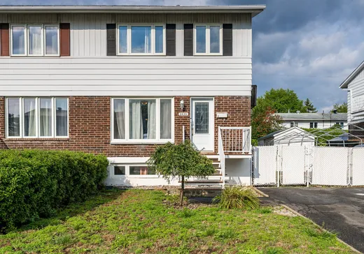 Maison à vendre - 2435 Rue Bonaventure, Longueuil, J4M 1Y5